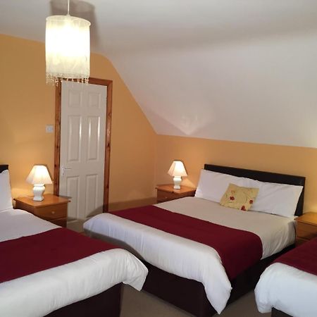 קנמארה 2 Mile Lodge מראה חיצוני תמונה