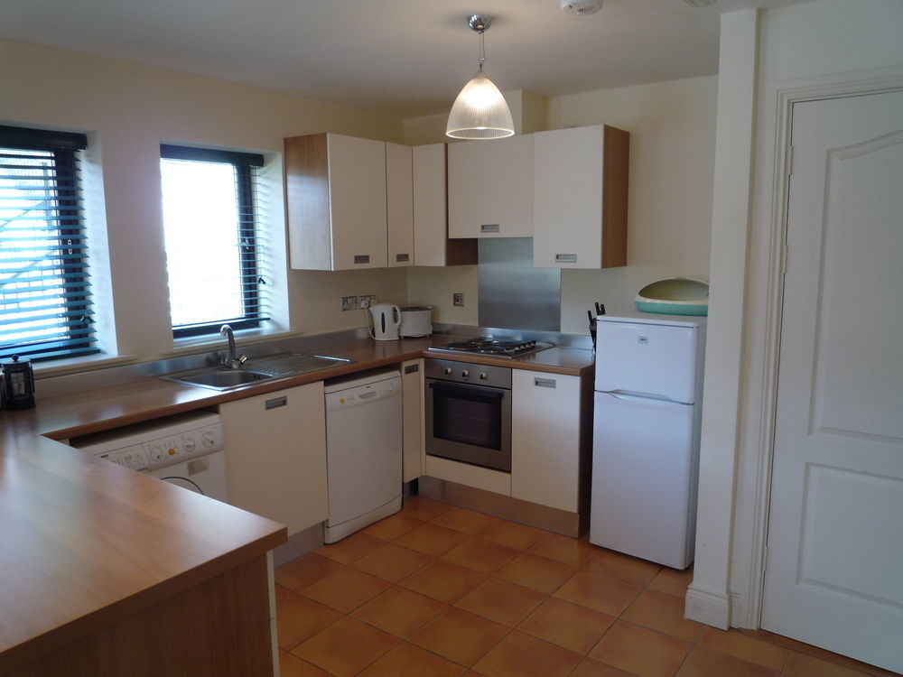 קנמארה 2 Mile Lodge מראה חיצוני תמונה