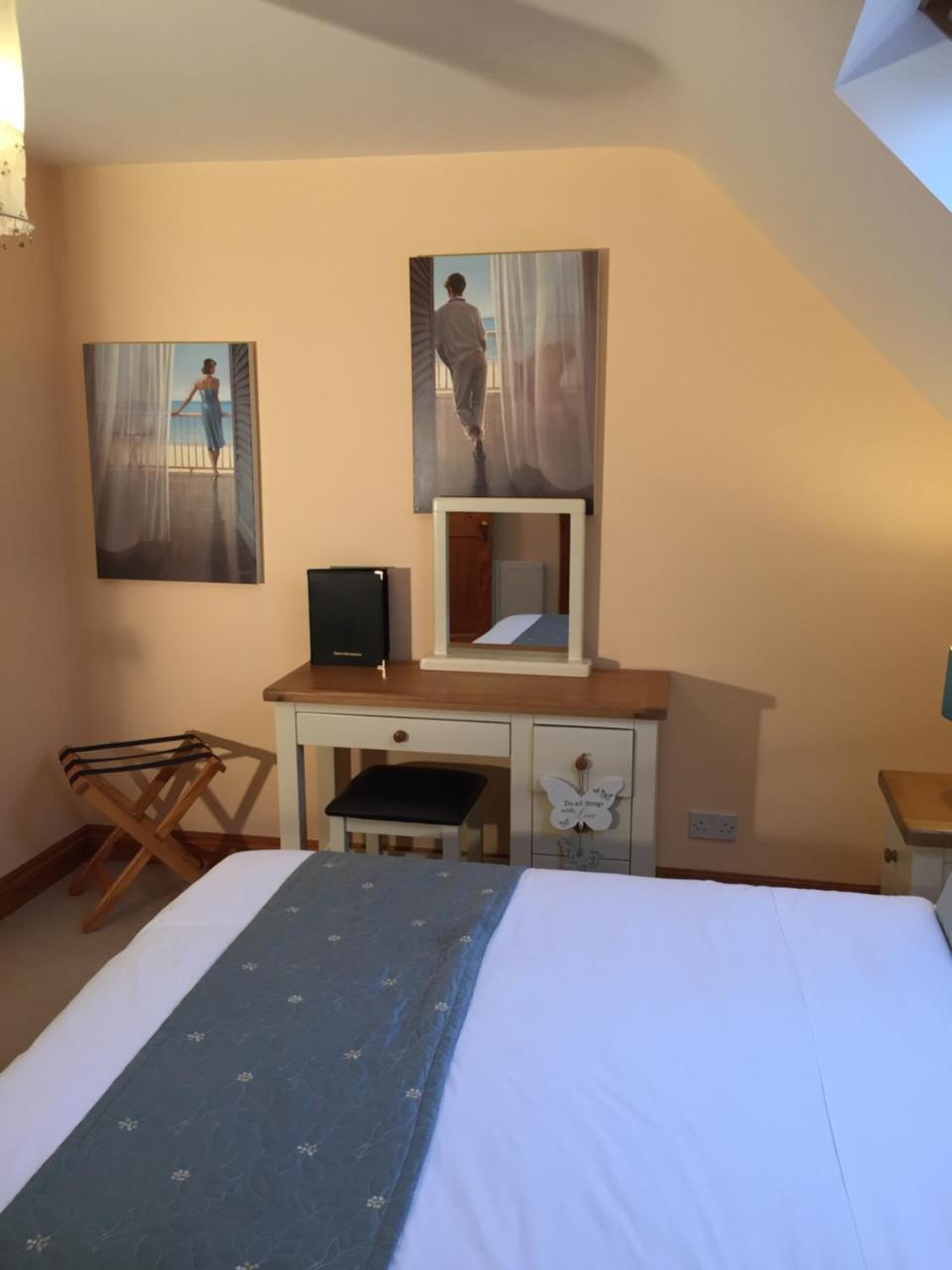 קנמארה 2 Mile Lodge מראה חיצוני תמונה